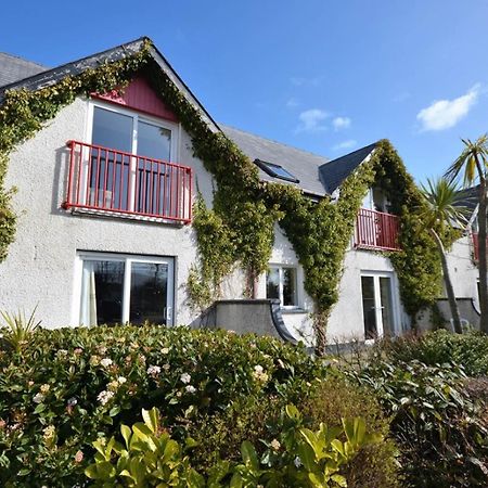 Rathlin Apartment - 2 Bedroom With Hot Tub 巴利卡斯尔 外观 照片